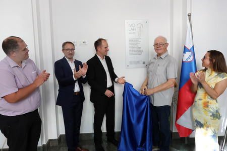 IVO LAH ODKITJE SPOMINSKE PLOŠČE 24 FOTO LJUBO VUKELIČ